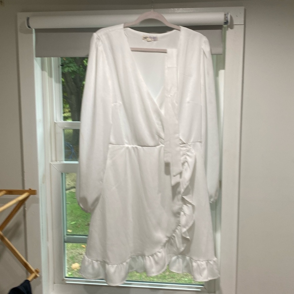 Long Sleeve White Formal Dress XL